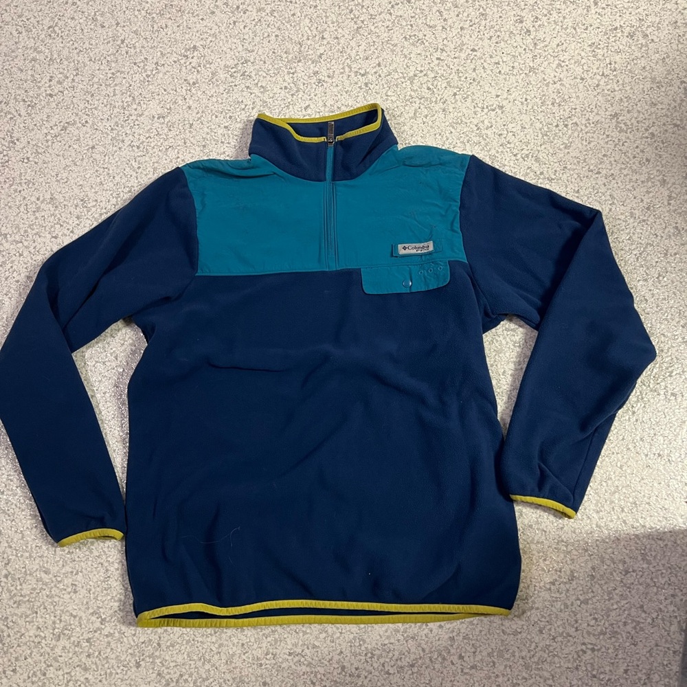 Columbia Blue Zip Up Sweater with Fleece Warmth
